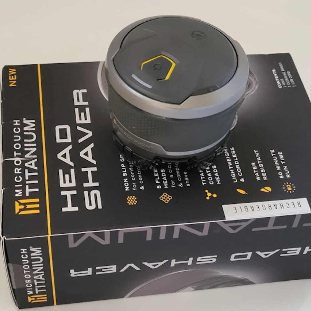 Titanium Head Shaver - Afeitado apurado y cómodo en casa