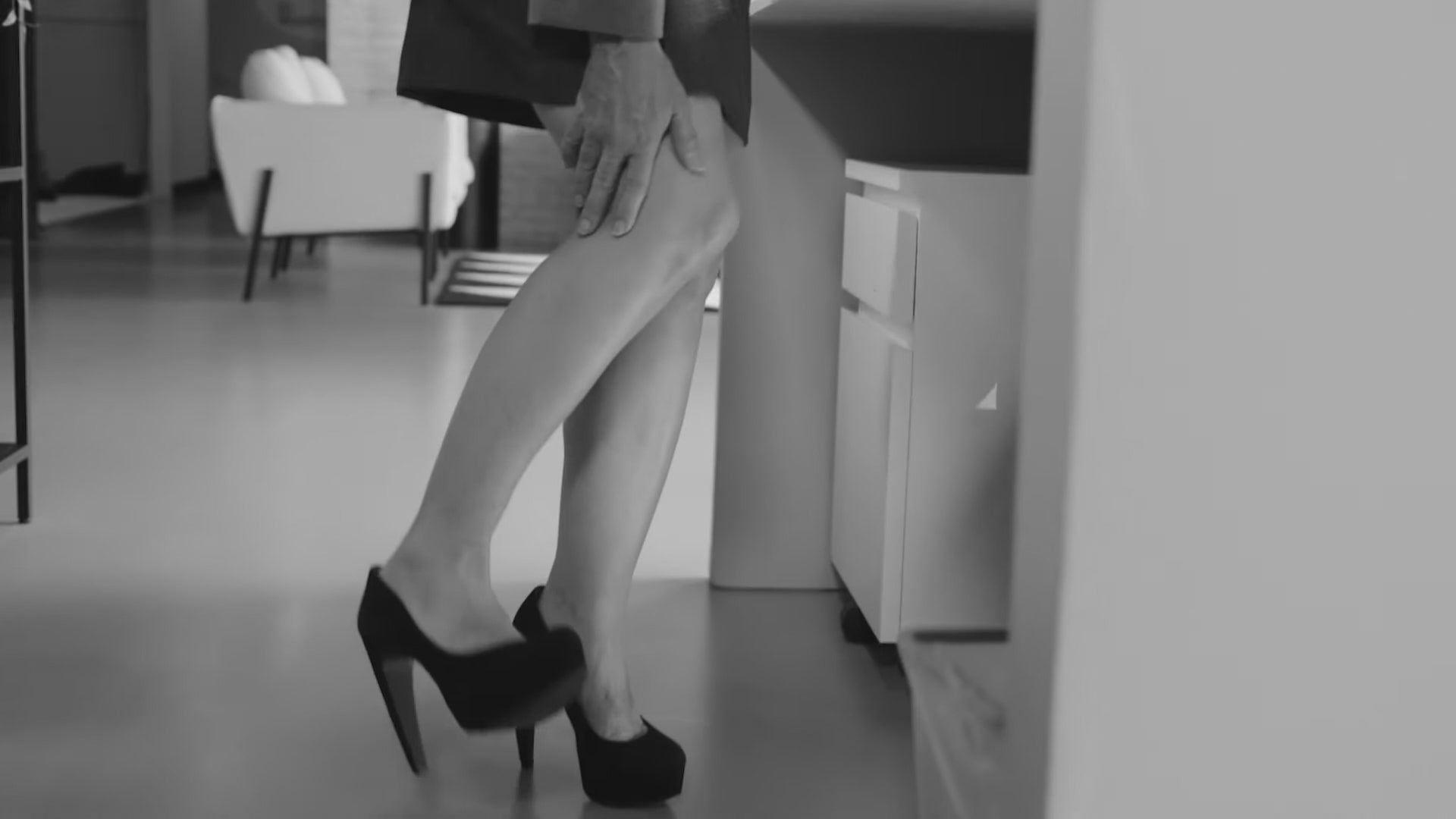 VibroLegs – Massajador de pernas com oscilação e acupressão